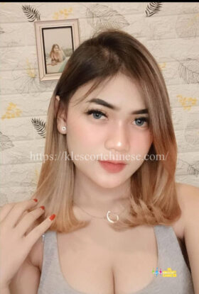 Escort Yati